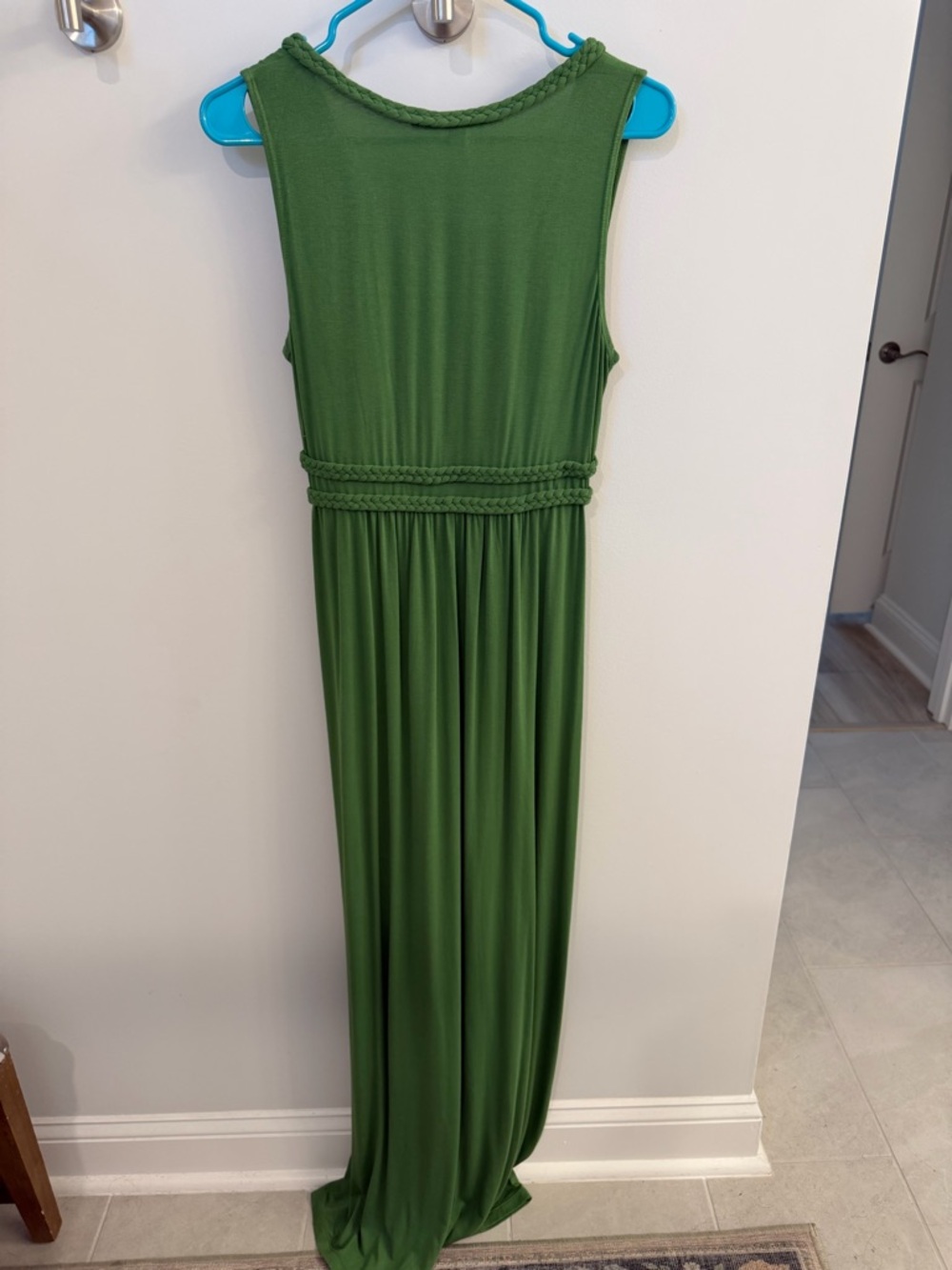 Max Studio Maxi dress. Size S. Green color. - Picture 2 of 4